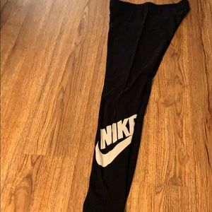 Nike workout leggings